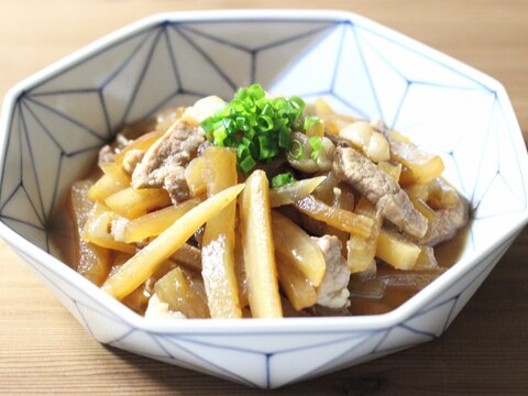 五香粉で大根と豚ロース肉の煮物